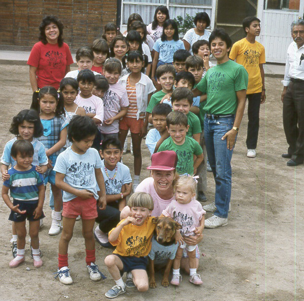 Yvonne and children in mexico in 1987